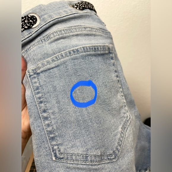 Altar’d State High Waisted Ribbon Bow Tie Denim Shorts Light Wash Distressed 30 - Picture 6 of 7